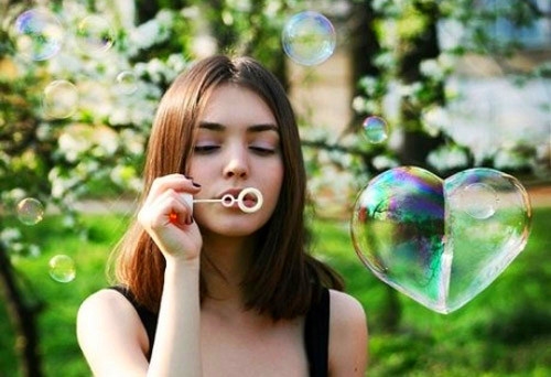 空间发关于女朋友的说说的句子(精选72句) 空间发关于女朋友的说说的句子(精选72句)