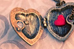 个性俏皮朋友圈说说短句(推荐66句)