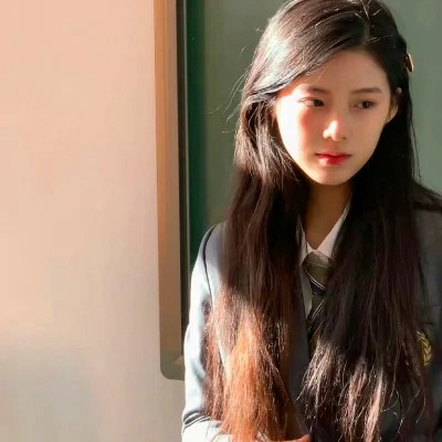 2023新款女生头像潮(精选44张)