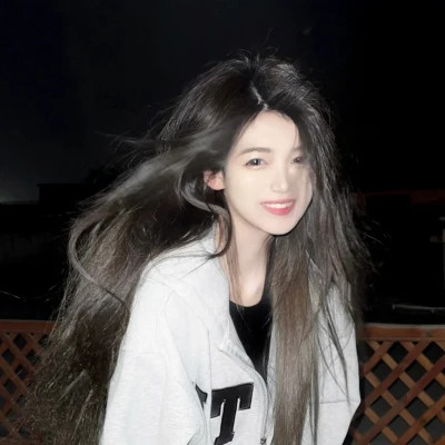 2023年最火的头像女(30张)