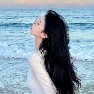 2023年微信头像女性感(优选44张)