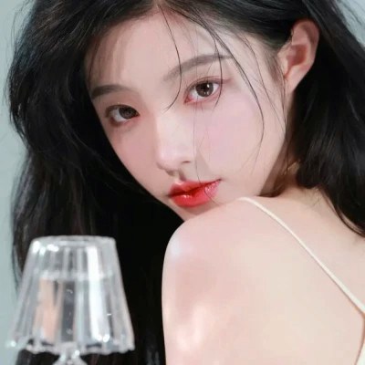 2023年微信头像女性感(优选44张)