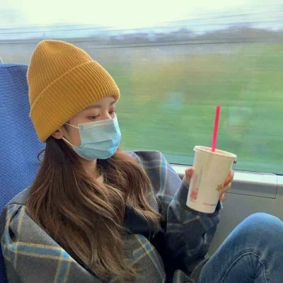 2023年微信头像女性感(优选44张)