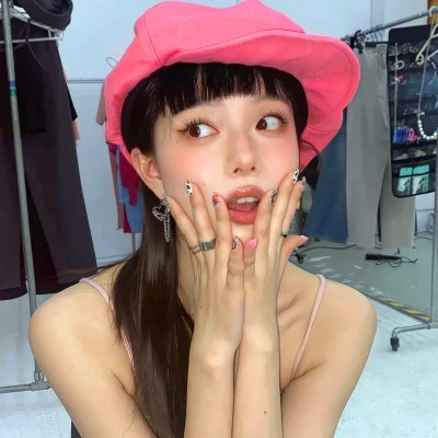 2023年微信头像女性感(优选44张)