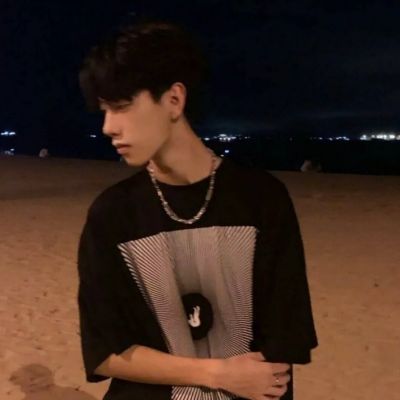 好看的不易发现双人情侣头像(共24张)