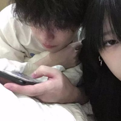 好看的不易发现双人情侣头像(共24张)