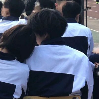 好看的不易发现双人情侣头像(共24张)