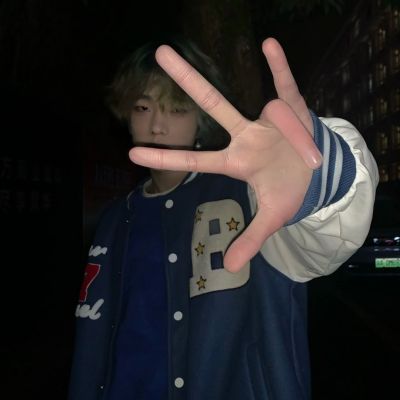 高级感满满的男生头像(优选26张)