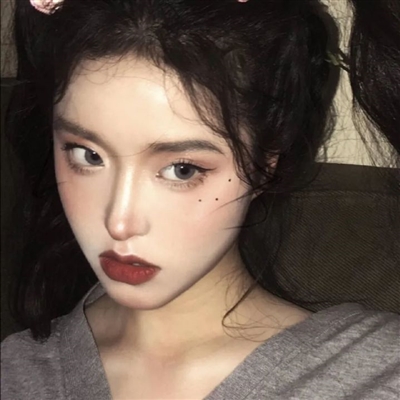 高清好看又酷的女生头像图片(精选26张)
