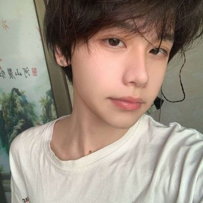 冷门小众高级头像男生真人帅气图片(优选34张)