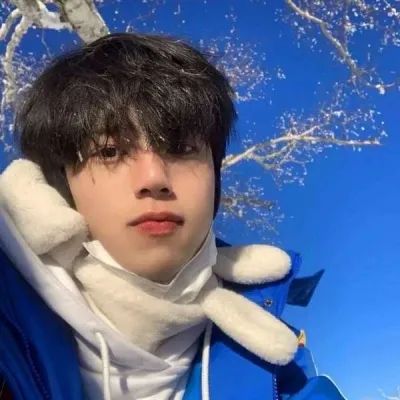 意境简洁男生扣扣头像(25张)