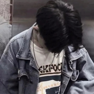 意境简洁男生扣扣头像(25张)