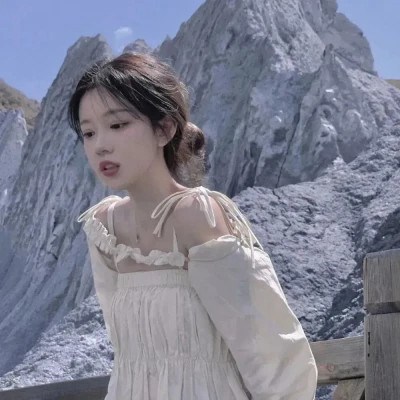 2023让人惊呼好看的女生甜蜜头像(优选40张)