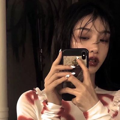 简单又很好看的气质女头(精选30张)