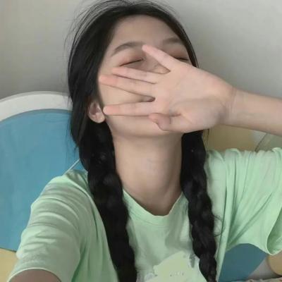 简单又很好看的气质女头(精选30张)