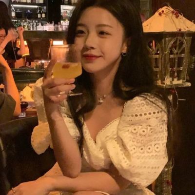 简单又很好看的气质女头(精选30张)