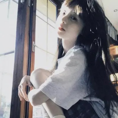 微信头像女2023最火爆小清新图片(36张)