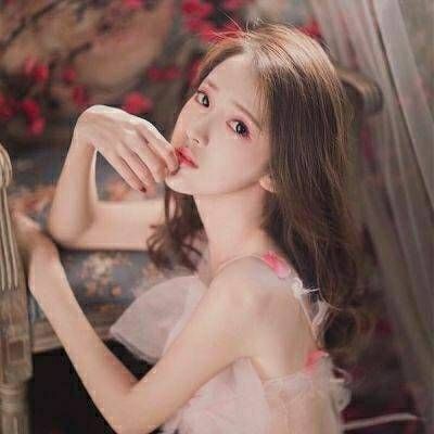 2023忧郁伤感美女头像高清图片(精选46张)