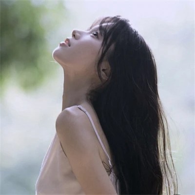 2023忧郁伤感美女头像高清图片(精选46张)