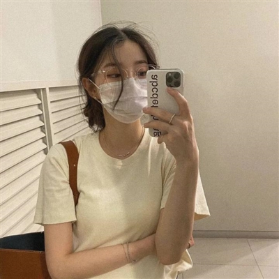 超级好看清新女生头像(共42张)