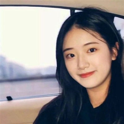 高清开心活泼的女生头像图片(共28张)