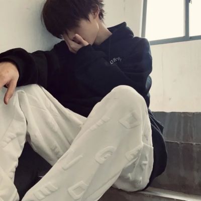 很霸气的男孩帅气头像精选(优选38张)