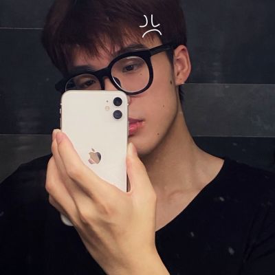 很霸气的男孩帅气头像精选(优选38张)