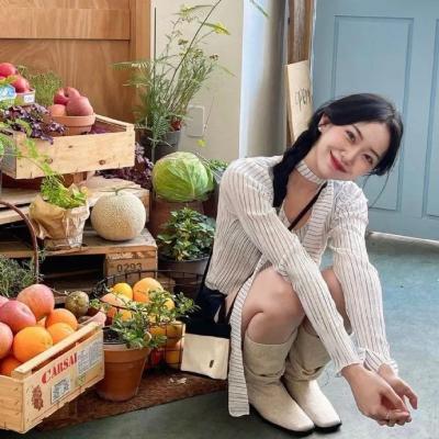 甜美意境女生QQ头像大全(精选44张)