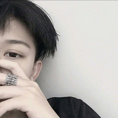 花样美男帅气头像高清图片(精选20张)