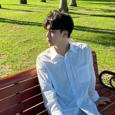 花样美男帅气头像高清图片(精选20张)
