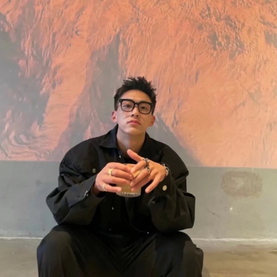 花样美男帅气头像高清图片(精选20张)