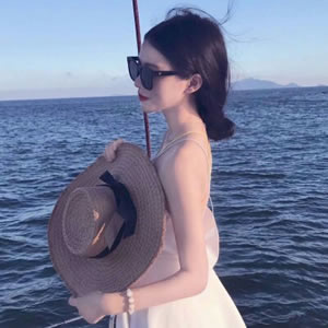 气质女人味的微信头像(优选38张)