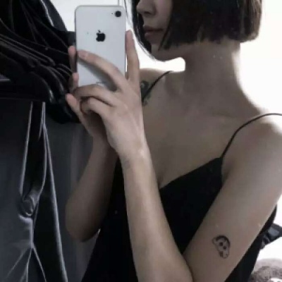 气质女人味的微信头像(优选38张)