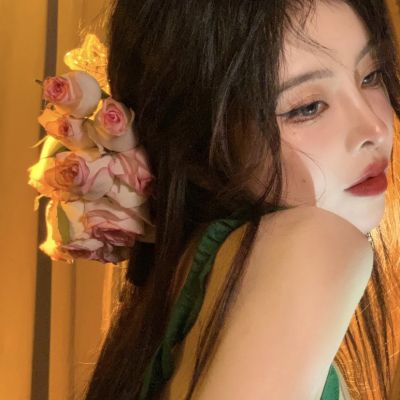 气质女人味的微信头像(优选38张)
