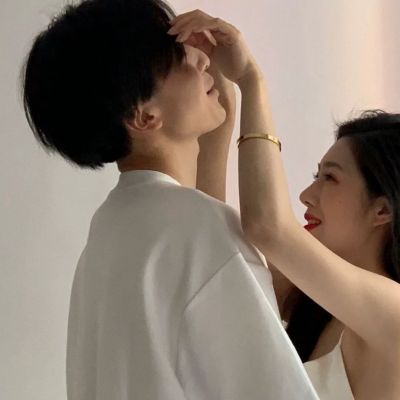 很甜很撩人的情侣头像(优选40张)