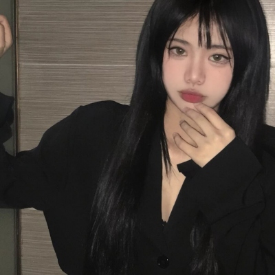 干净又治愈的女生头像(共34张)