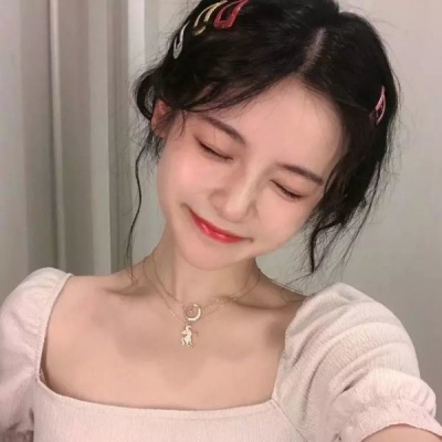 干净又治愈的女生头像(共34张)
