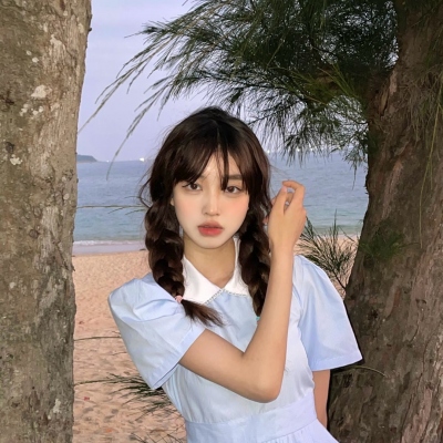 干净又治愈的女生头像(共34张)