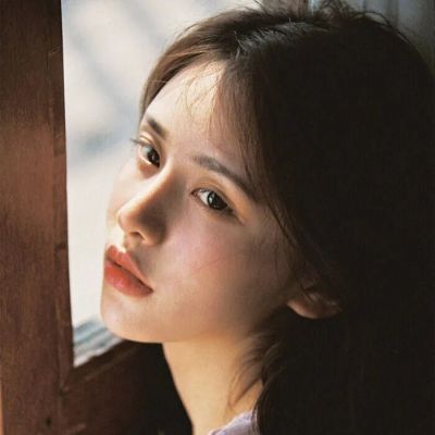 女生小众高级感头像真人图片(共18张)
