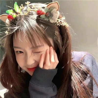 女生小众高级感头像真人图片(共18张)