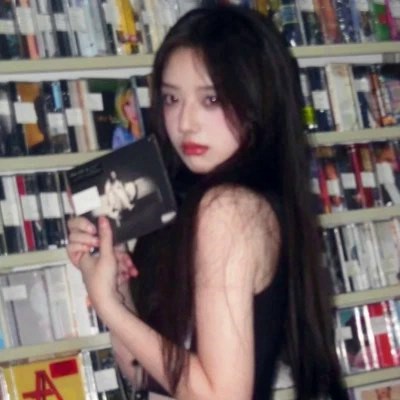 最酷的2023女生头像(优选24张)