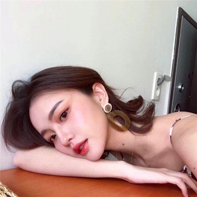 最酷的2023女生头像(优选24张)