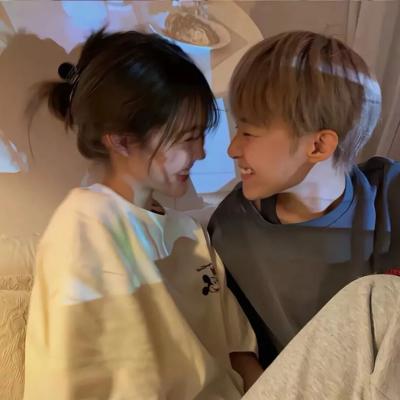 高清唯美清新情侣头像一男一女图片(精选22张)
