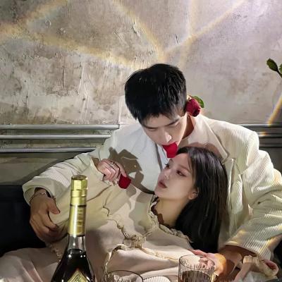 高清唯美清新情侣头像一男一女图片(精选22张)
