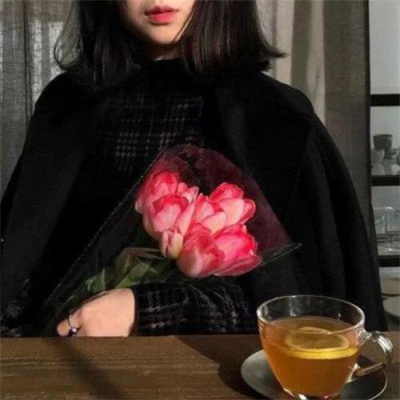 浪漫又很精致甜蜜十足的情头(优选24张)