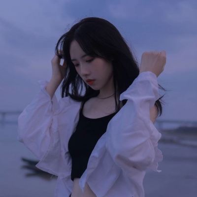 伤感唯美女生头像合集(精选34张)