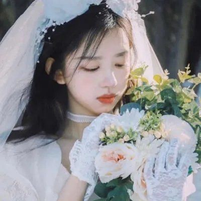 伤感唯美女生头像合集(精选34张)