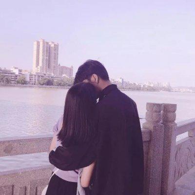 低调恩爱情侣头像一对两张(精选32张)