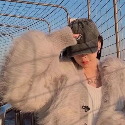 高清好看的2023可爱女头图片(共40张)