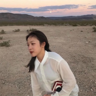 高清好看的2023可爱女头图片(共40张)